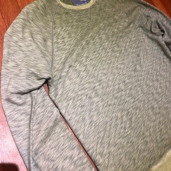 Green Patterned Long Sleeve Sweatshirt - Picture 2 of 6